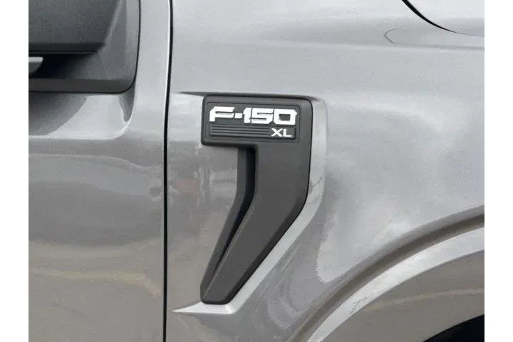 $36777 : Ford F-150 2023 4x2 XL 4dr S image 4