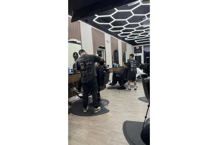 Barber wanted image 2