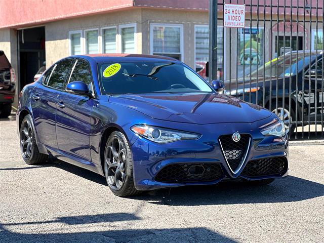 $18999 : 2018 Alfa Romeo Giulia image 4