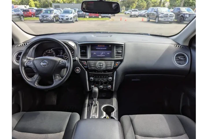 $14975 : 2018 Pathfinder SV image 4