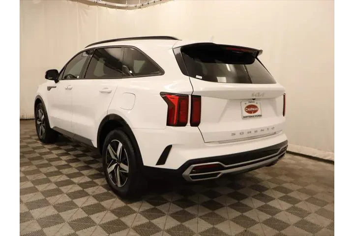 $26325 : Kia Sorento 2022 EX 4dr SUV image 3