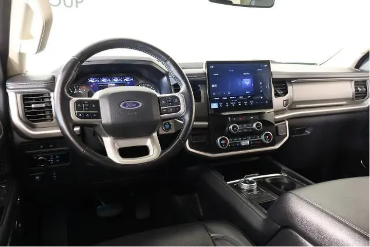 $38697 : Ford Expedition MAX 2024 4x2 image 2