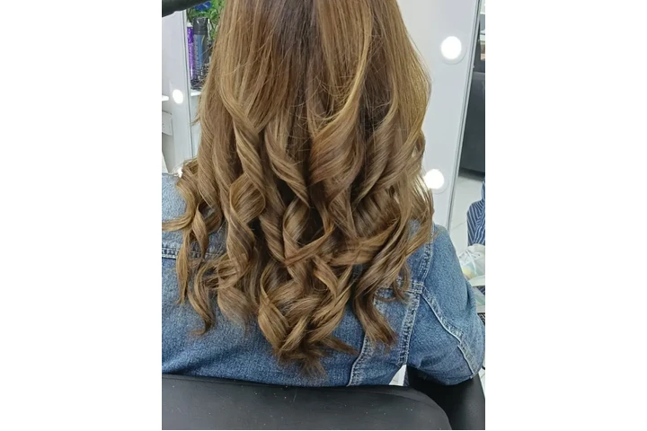 Se solicita Estilista integral image 3