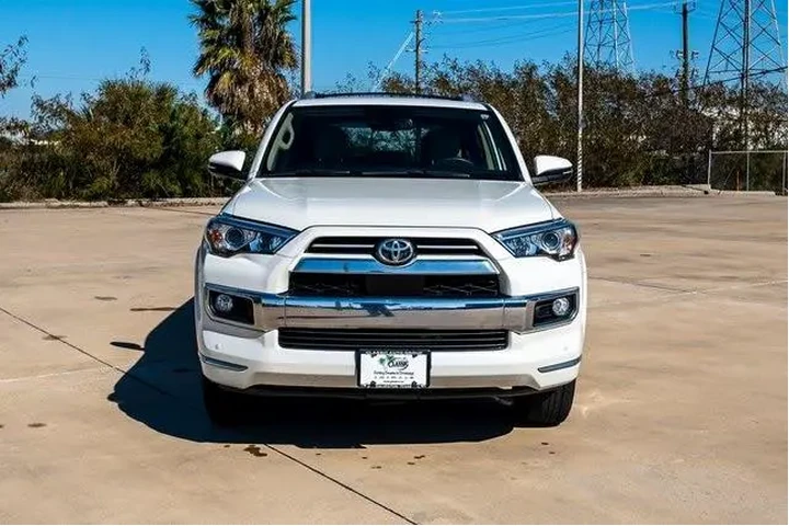 $33492 : Toyota 4Runner 2020 AWD Limi image 9