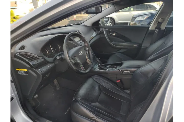 $8590 : 2013 Azera image 6