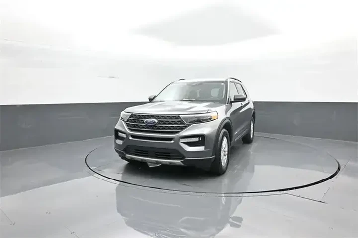 $29695 : Ford Explorer 2022 AWD XLT 4 image 3