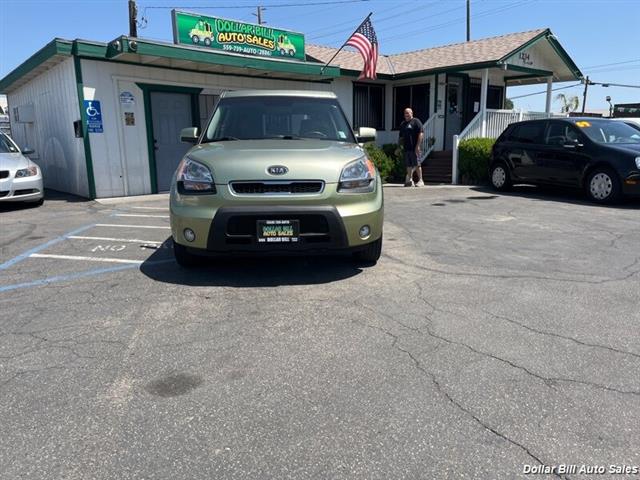 $9995 : 2010 Soul ! Wagon image 1