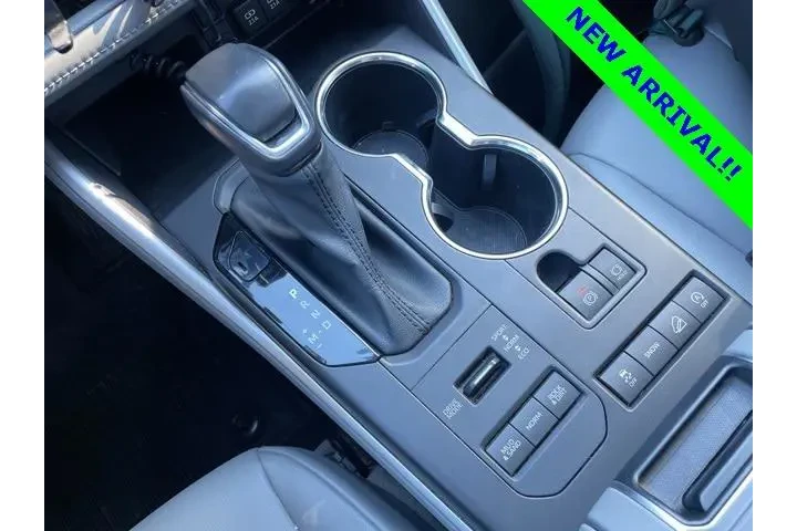 $30539 : Toyota Highlander 2020 AWD X image 10