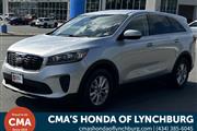 PRE-OWNED 2019 KIA SORENTO LX en Madison WV