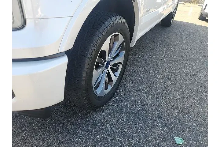 $31721 : Ford F-150 2017 4x4 XL 4dr S image 7