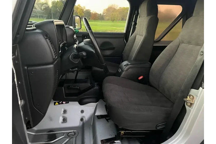 $14995 : 2005 Wrangler Sport image 10