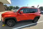 $8000 : 2016 Renegade 4x4 Manual Trans thumbnail