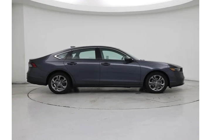 $27998 : Honda Accord 2024 EX 4dr Sed image 7