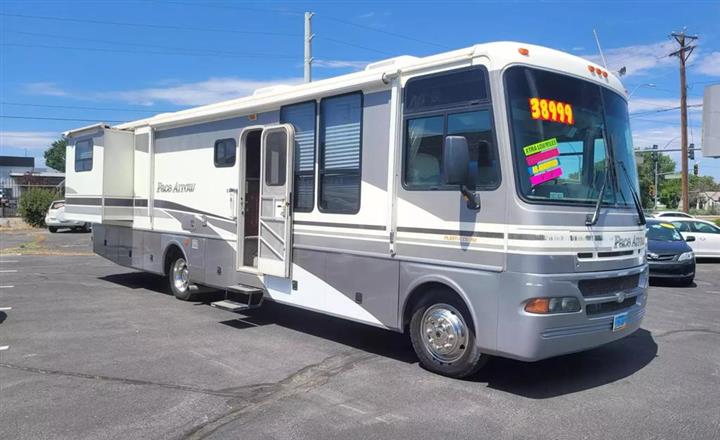 $38999 : 2003 FLEETWOOD PACE ARROW image 2