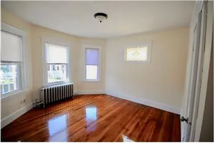 $4100 : Rental property with 4 bedro image 5