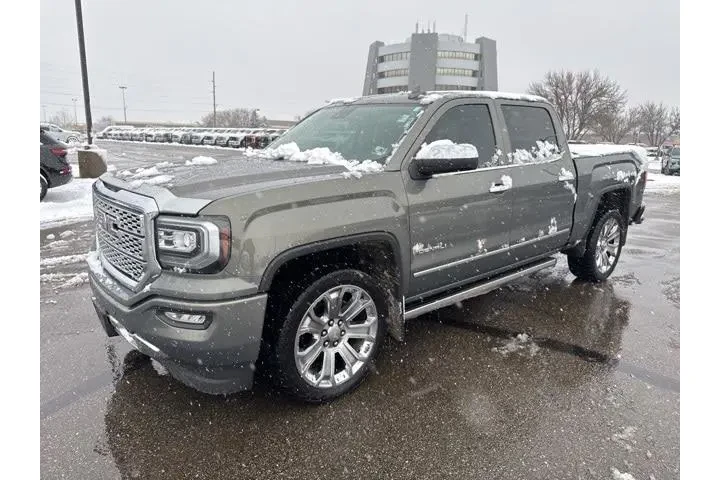 $33000 : GMC Sierra 1500 2018 4x4 Den image 2