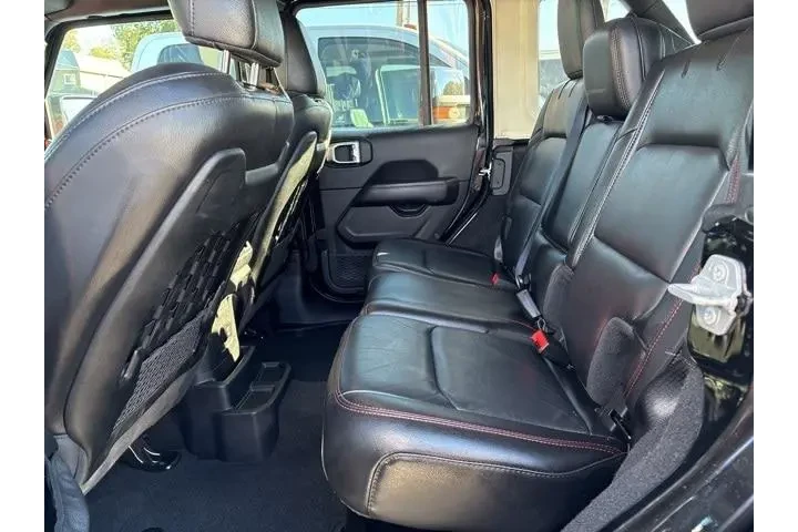 $33830 : Jeep Wrangler Unlimited 2021 image 5