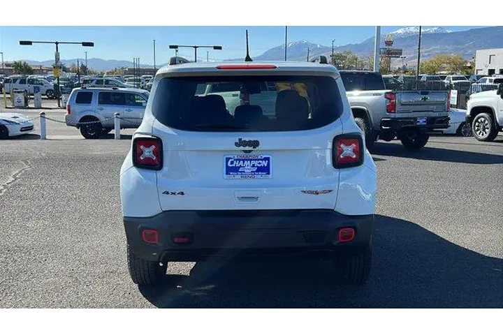 $24984 : Jeep Renegade 2023 4x4 Trail image 6