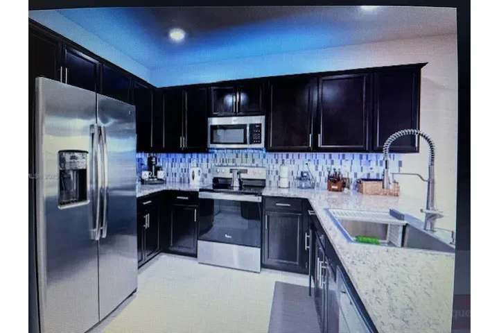 $699000 : Vendo Hermosa Casa Hialeah image 2