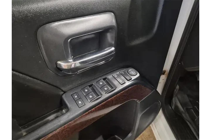 $9988 : GMC Sierra 1500 2016 4x4 SLE image 10