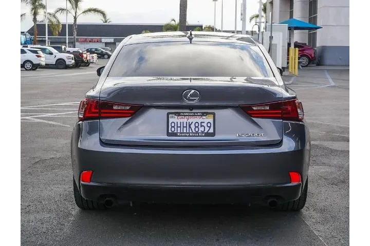 $13492 : Lexus IS 200t 2016 4dr Sedan image 7