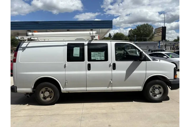 $16990 : 2014 Express 2500 image 6