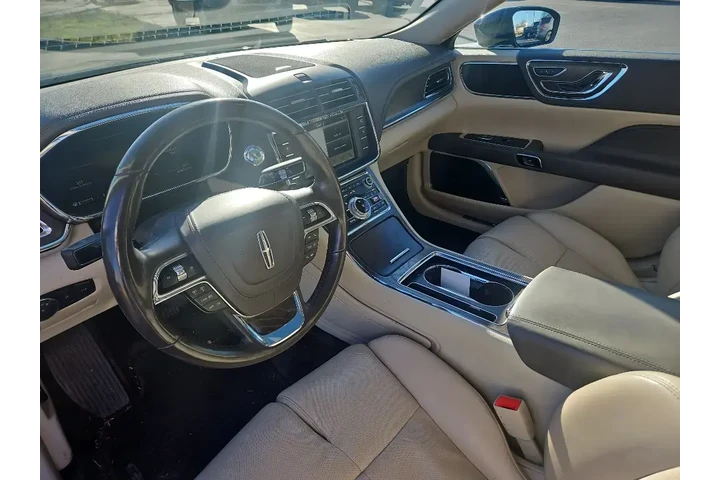 $14750 : Lincoln Continental 2017 Sel image 8