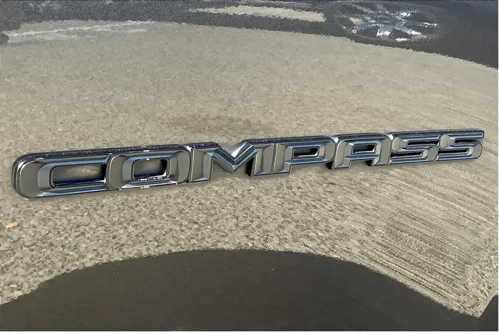 $15795 : Jeep Compass 2018 Latitude 4 image 9