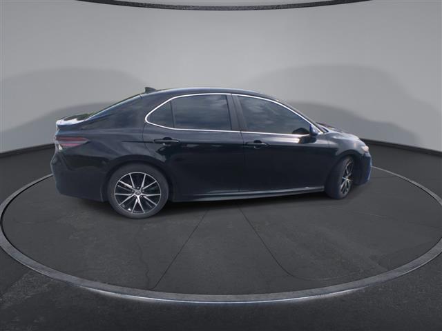 $21000 : PRE-OWNED 2021 TOYOTA CAMRY SE image 9