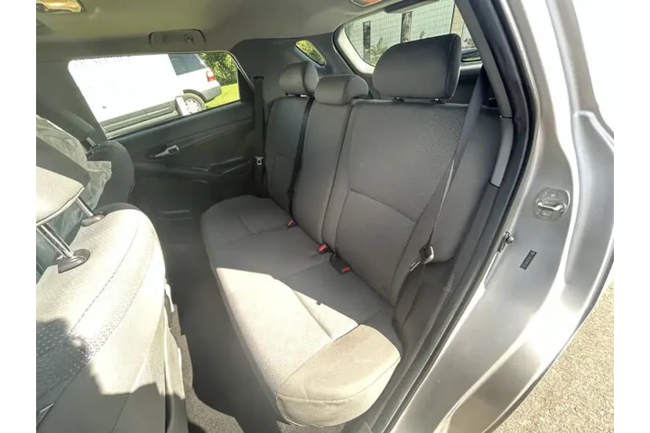 $6500 : 2009 Matrix S image 10