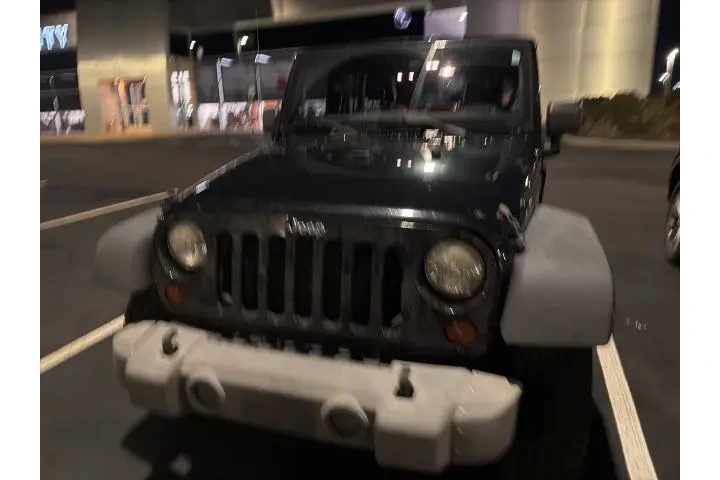 $13770 : Jeep Wrangler Unlimited 2013 image 2