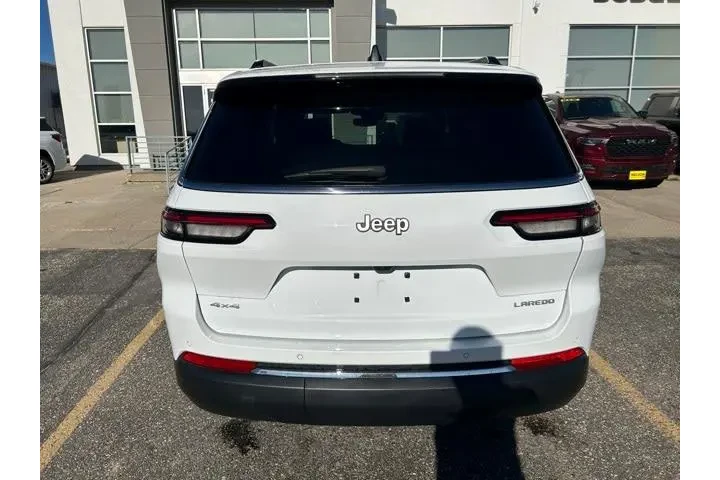 $32295 : Jeep Grand Cherokee L 2024 4 image 6