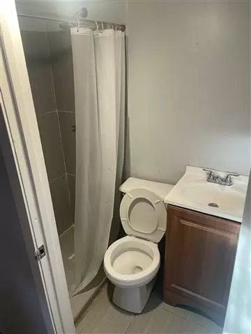 $600 : Cuarto con baño para una 1 image 4