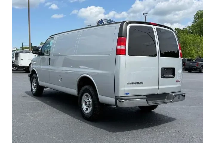 $22875 : GMC Savana 2023 2500 3dr Car image 6