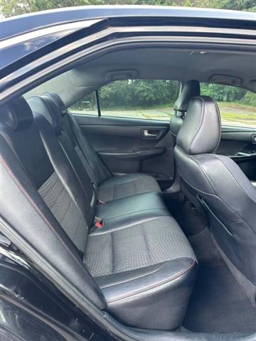 $5500 : 2015 Camry SE image 9