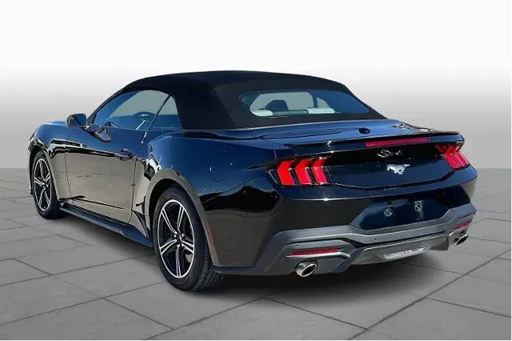 $30938 : Ford Mustang 2024 EcoBoost 2 image 10