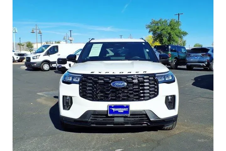 $39951 : Ford Explorer 2025 AWD ST-Li image 2