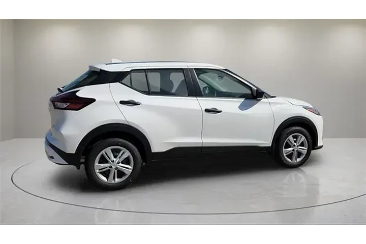 $20133 : Nissan Kicks Play 2025 S 4dr image 8