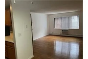 $2150 : Rental property with 1 bedro thumbnail