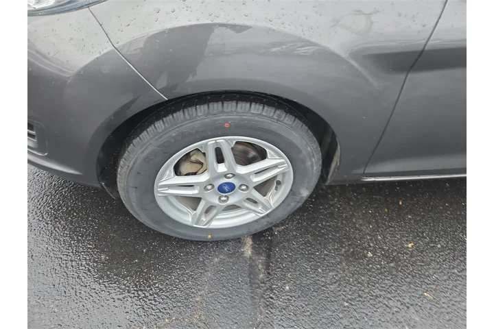 $9750 : 2017 Fiesta SE Sedan image 9