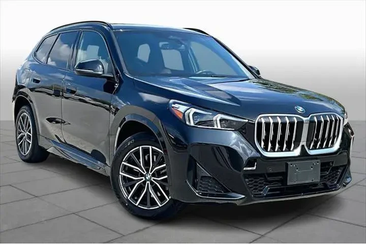 $35498 : BMW X1 2025 AWD xDrive28i 4d image 2