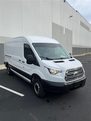 $19995 : 2019 Transit 250 Van Med. Roo image 2