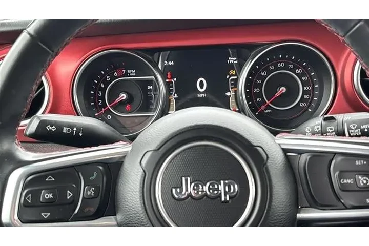 $33525 : Jeep Wrangler Unlimited 2021 image 9