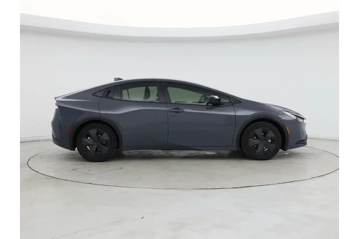 $28998 : Toyota Prius 2025 LE 4dr Hat image 7