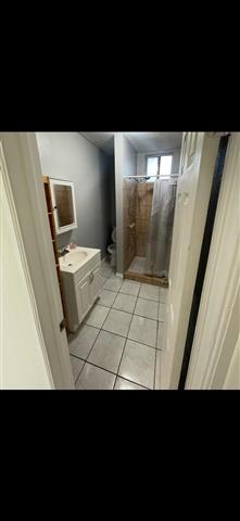 $1300 : Apartment For Rent In Whittier image 2