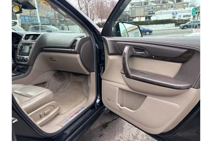 $10499 : 2015 GMC Acadia Denali image 8