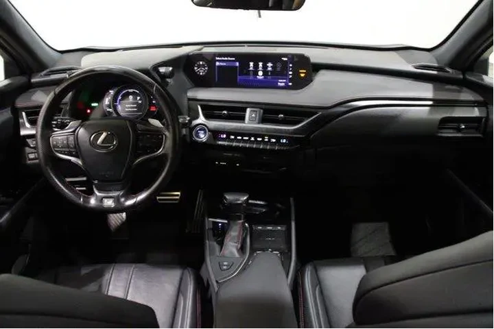 $28998 : Lexus UX 250h 2020 AWD F SPO image 2