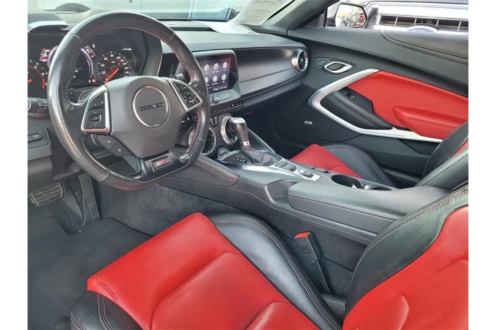 $40995 : 2021 Camaro SS 2SS image 10