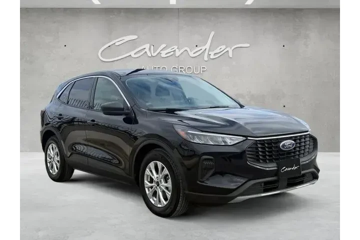 $18911 : Ford Escape 2023 Active 4dr image 2