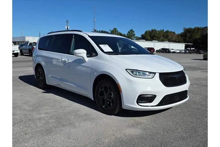 $25901 : Chrysler Pacifica Hybrid 202 image 3